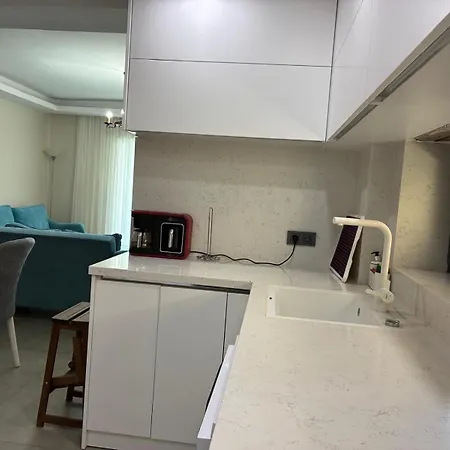 Alacati Pool And Garden Villa *